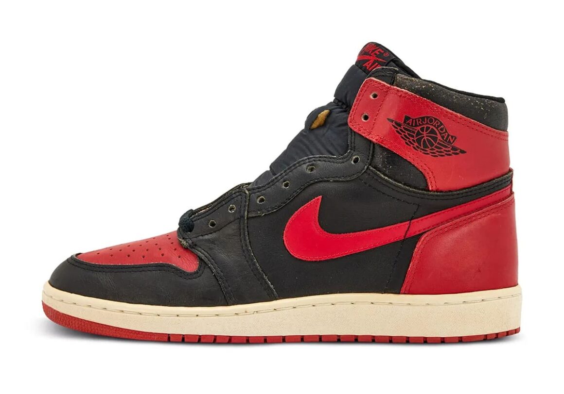 Air Jordan 1 High ’85 OG Bred HV6674-067 Lateral