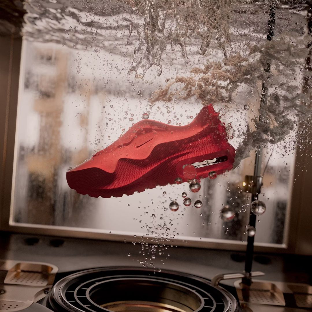 Nike Air Max 100 All Red in Water