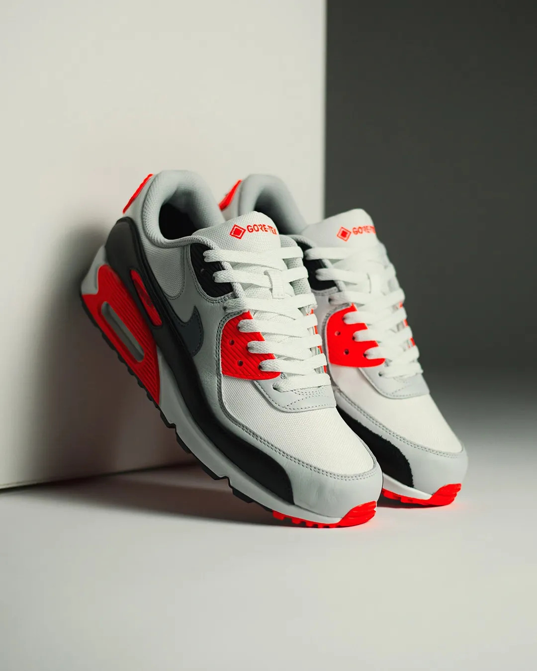 Nike Air Max 90 Gore-Tex GTX Infrared FD5810-101