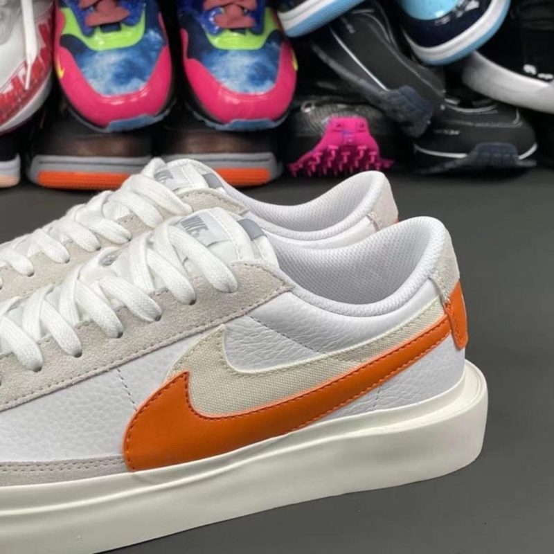 NIKE - sacai ×Nike Blazer Low の+clinicmsample.com