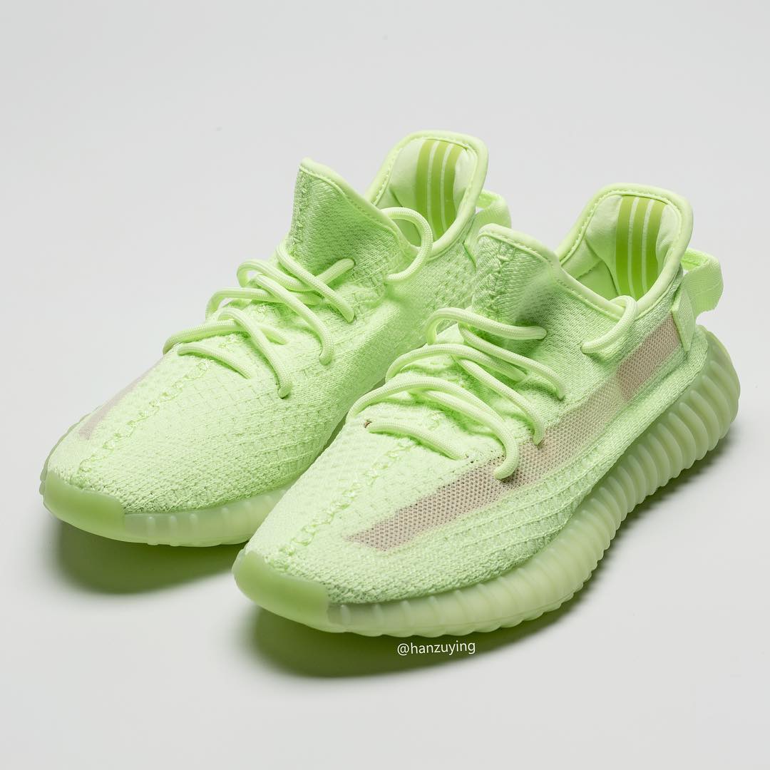 yeezy boost 350 v2 yezreel glow rf